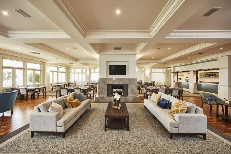 Fully Upgraded with Private Garden Retreat