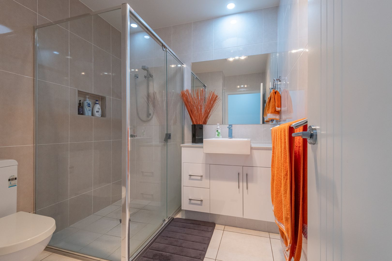 Comfort, Community & Convenient Living 
