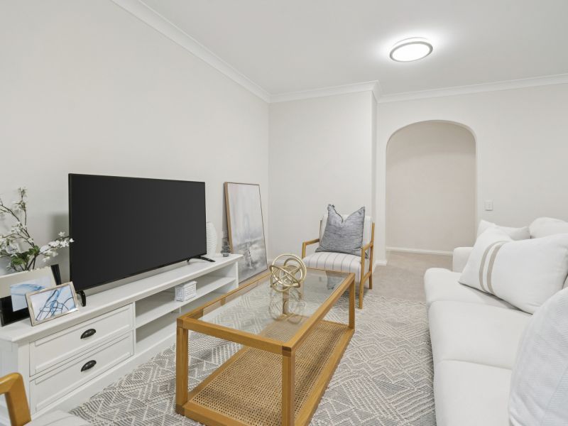 Light-filled villa with stunning bush view