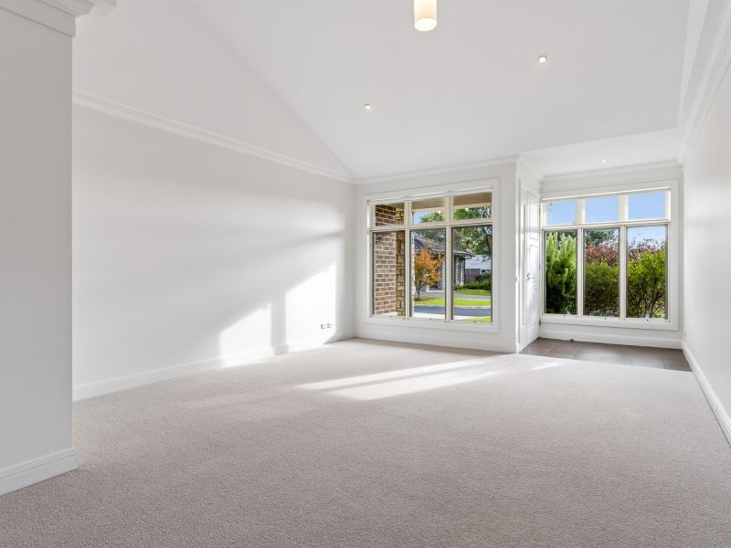 Modern Elegance, Quiet Location