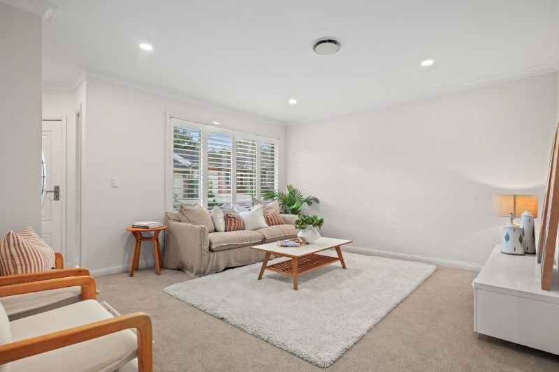 Lovely light-filled villa with all the comforts you need