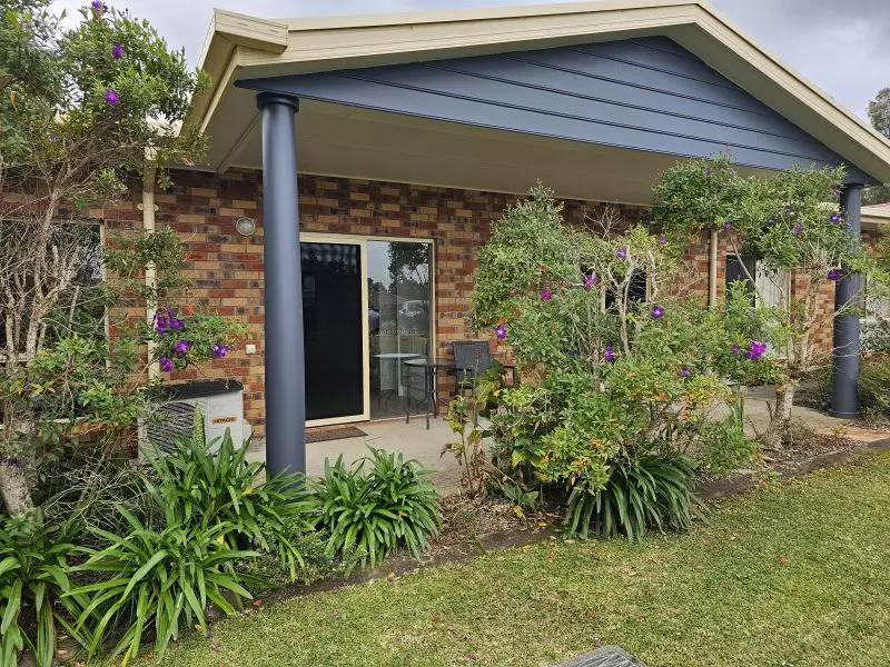 South facing Refurbished Apartment with Chef prepared Meals and Apartment Cleaning included