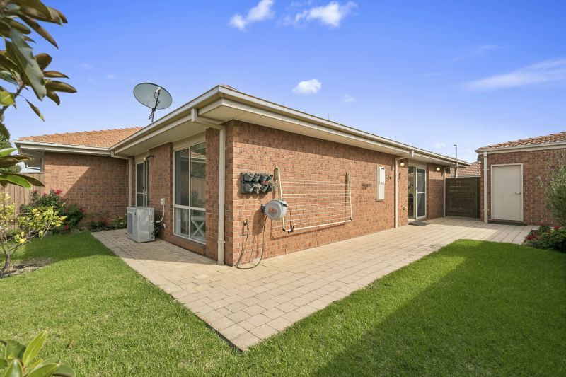 Enjoy easy living in convenient a 2-bedroom villa with two toilets