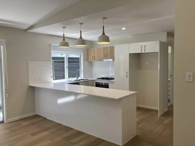 GREAT ALFRESCO AREA OVERLOOKING RESERVE