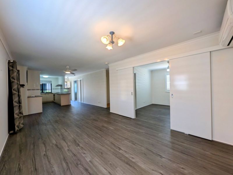 Relaxed Living in Regal Waters