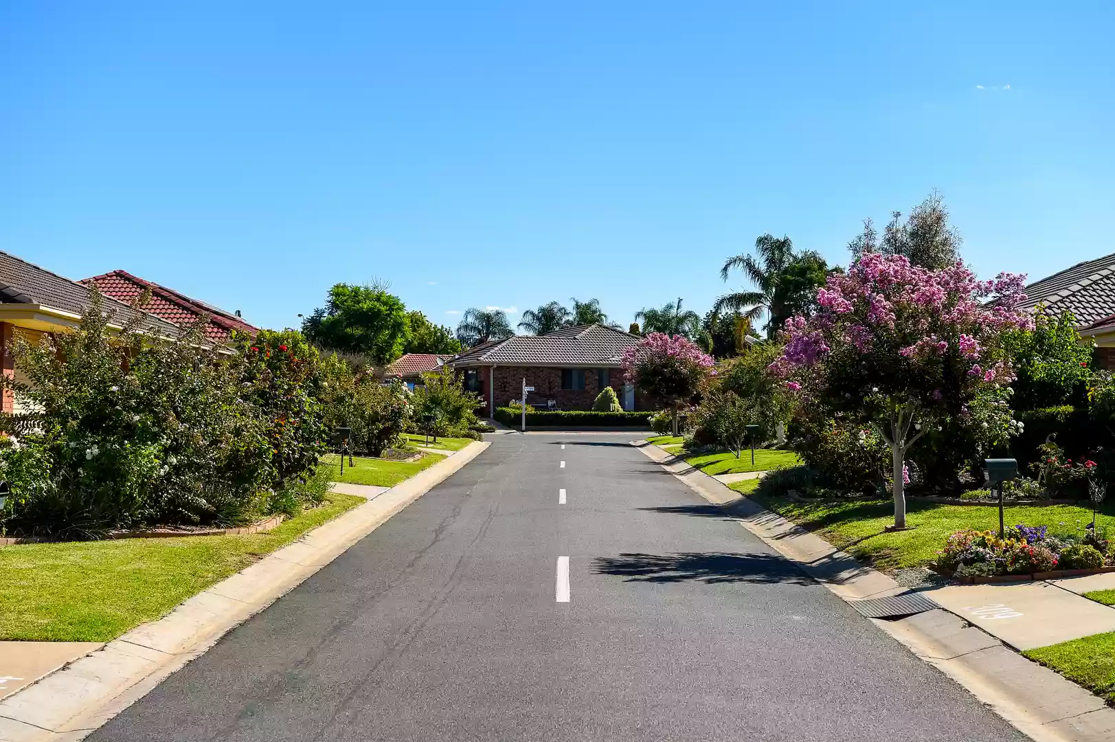 Enjoy living amongst friends in the heart of Wagga