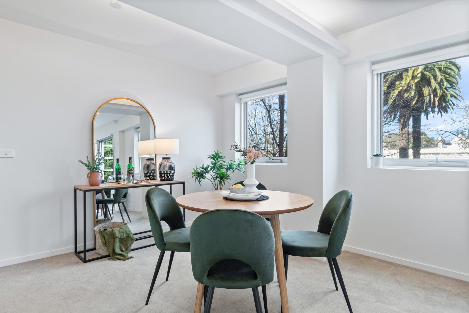 Newly refurbished one bedroom apartment