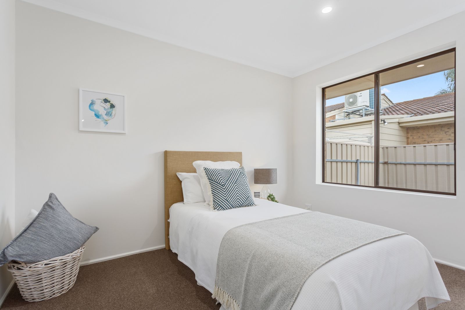 Recently renovated, this 2-bedroom retirement unit with carport is set within beautifully maintained grounds, just moments from the vibrant Adelaide CBD.