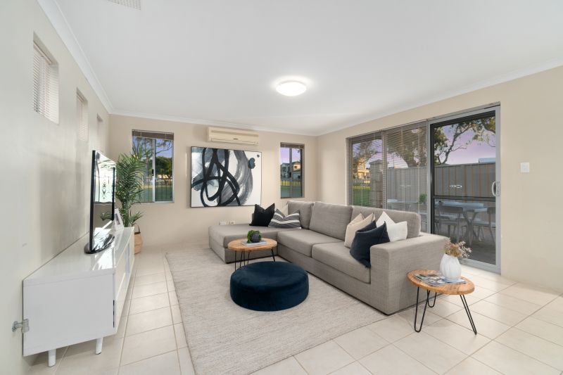 Beachside and Coastal Retreat Living!