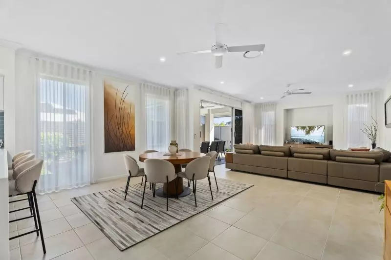 Site 483 - Established Special HIP