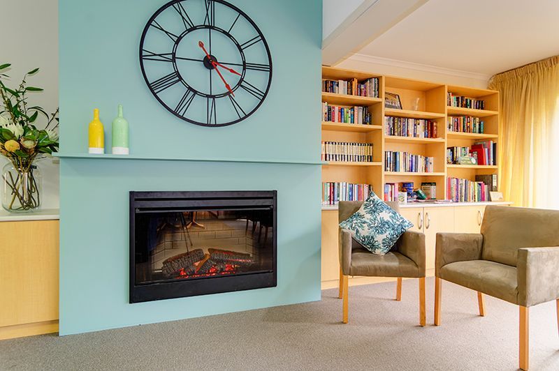 This lovely unit has street frontage