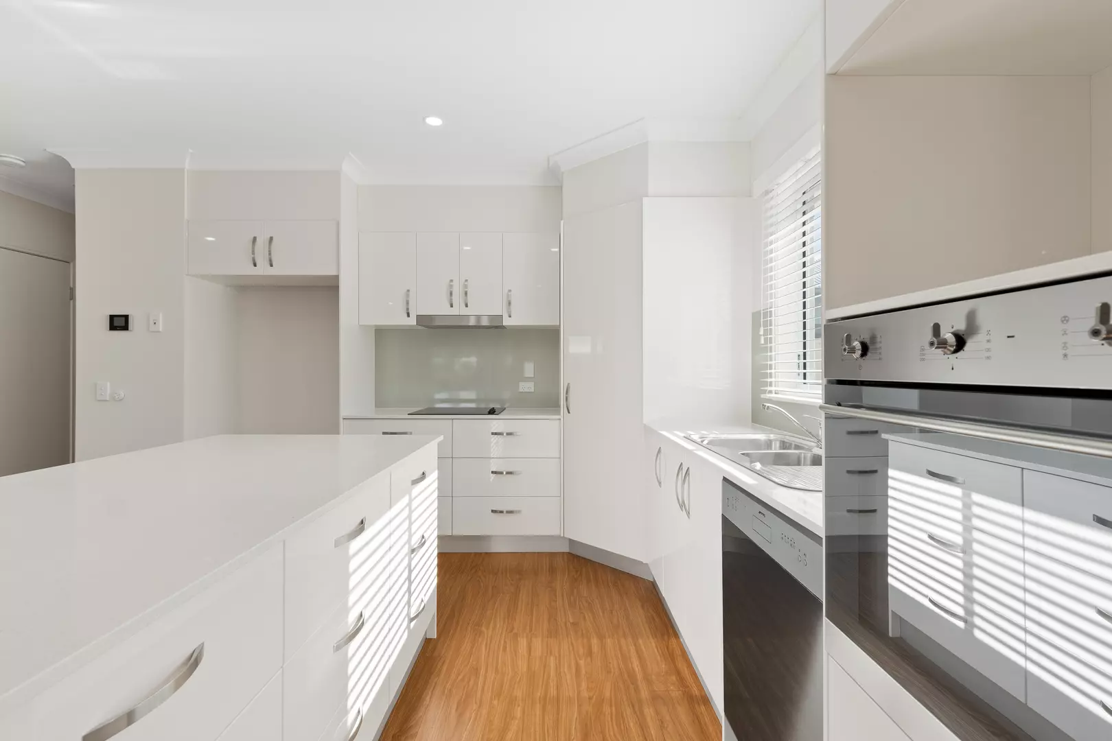 Home 95 | Lakeside Living