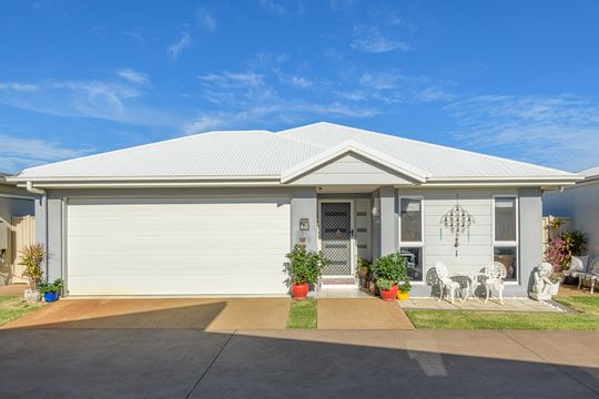 Discover Your Dream Home in a Vibrant Lifestyle Village! 