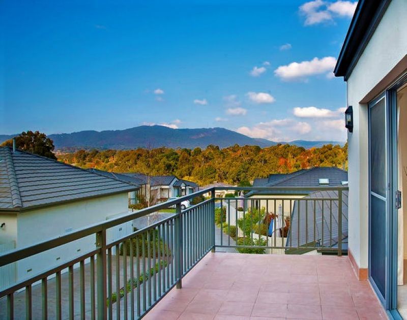 Three bedrooms & a double car garage - this one's for you!