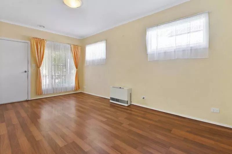 Delightful Two Bedroom!