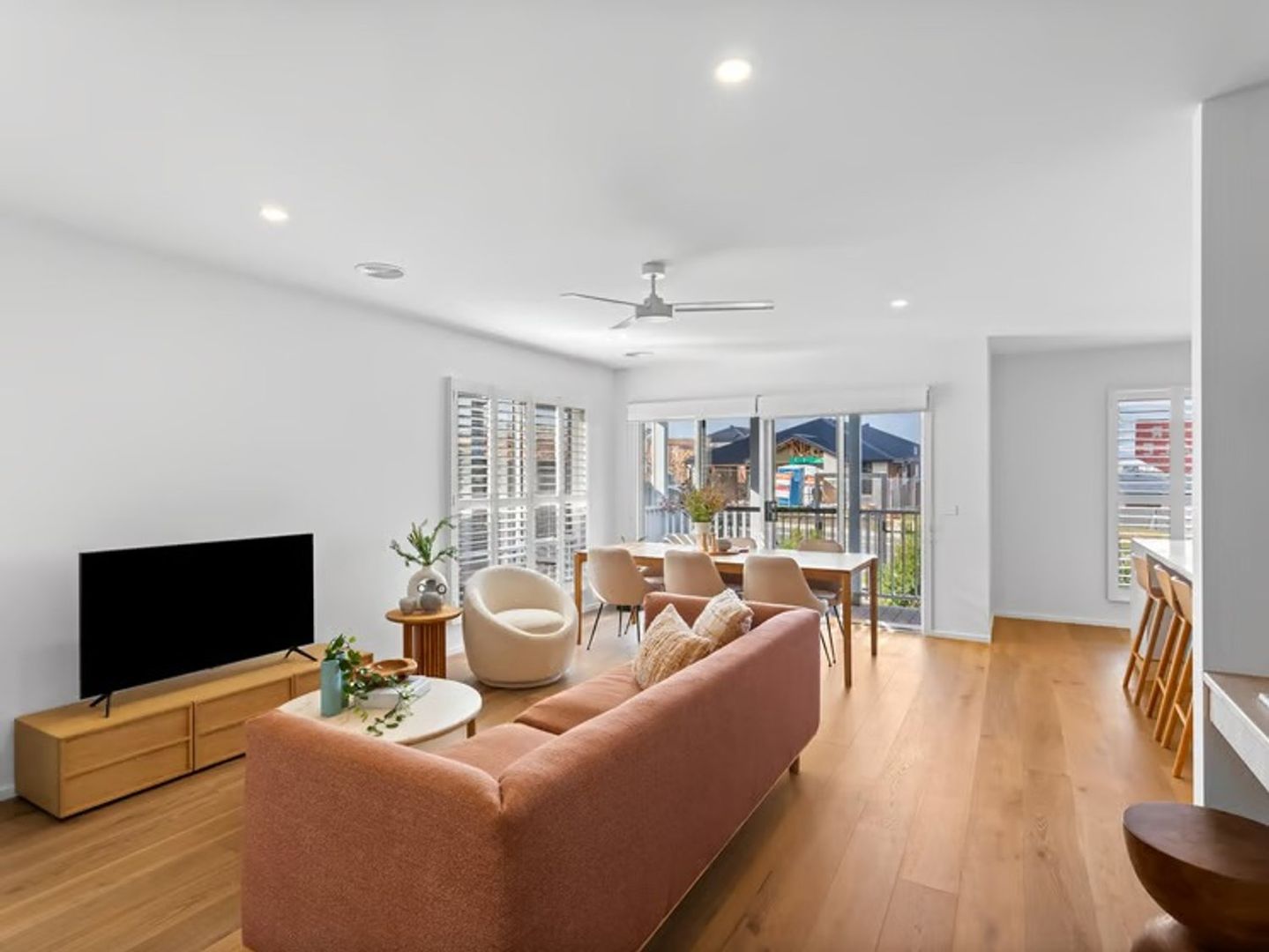 Lifestyle St Leonards - The Shores - Effortless and functional living