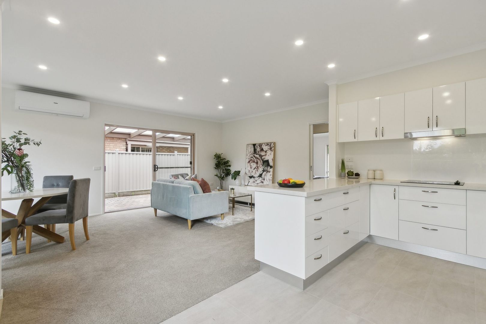 Refurbished 2-Bed Villa, Steps from the Community Centre