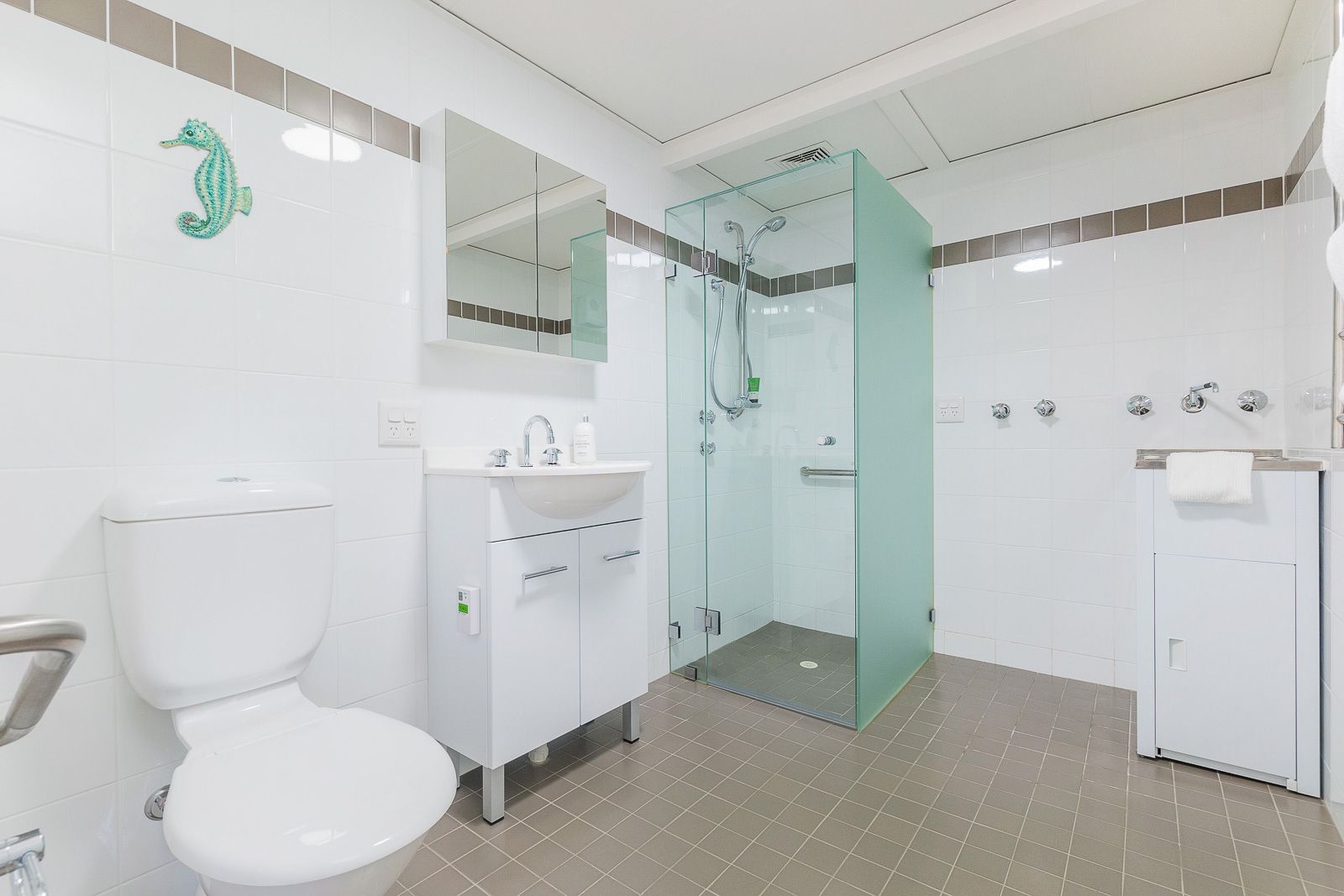 Leafy aspect and views  - 1-bed