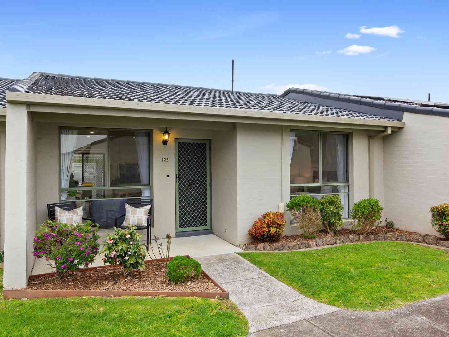 Unit 123 - Knox Village