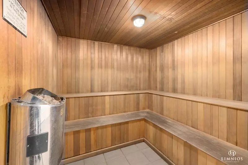 Exquisite Modern Living, Impressive with Great View!