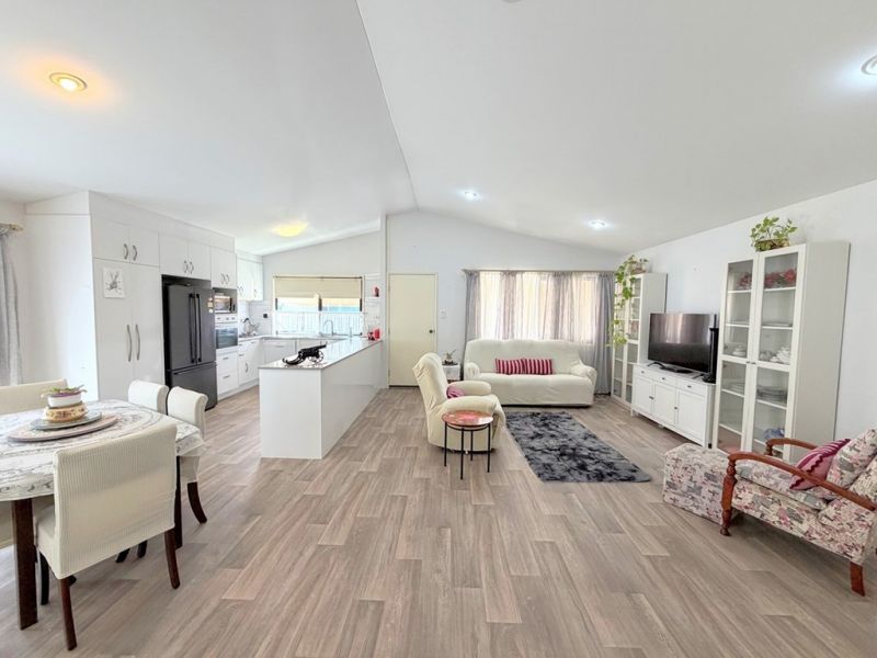 Modern & Perfect Balance of Space & Comfort