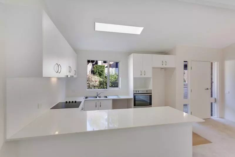 Bright accessible villa close to the amenities