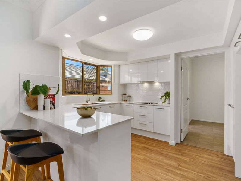 2 bedroom, fully refurbished