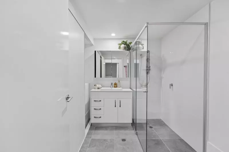 Relaxed bayside living in a two-bedroom apartment