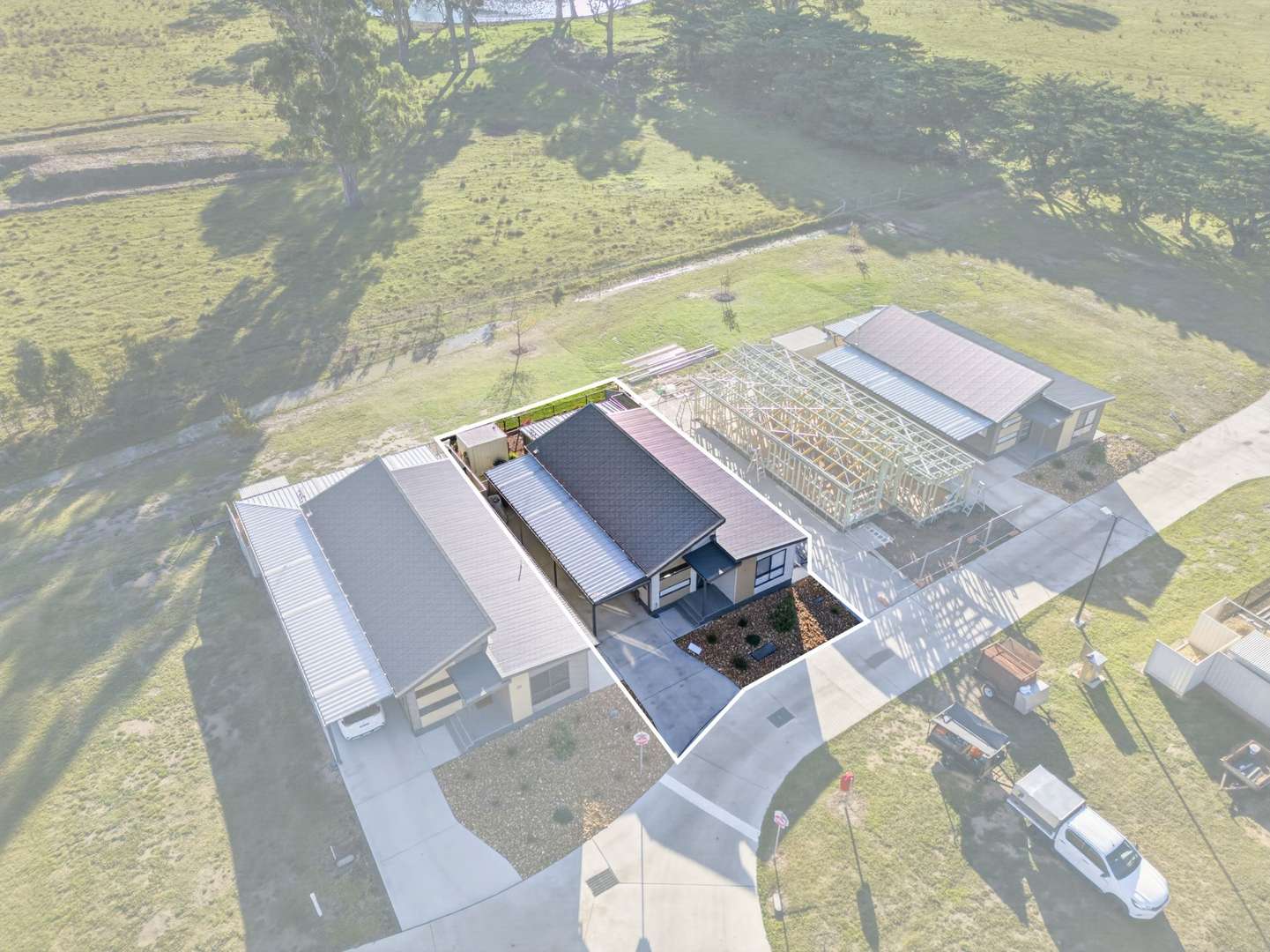 MODERN LIFESTYLE LIVING IN BROADLANDS VIEW VILLAGE