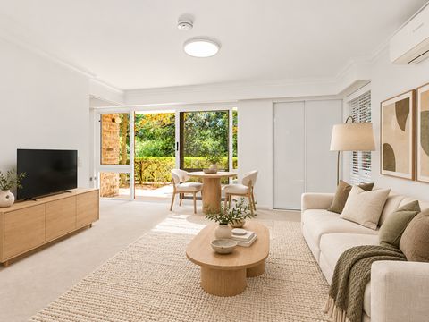 Modern Two Bedroom Unit surrounded in tranquil bush settings