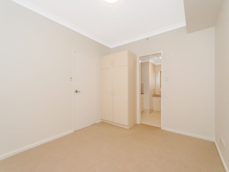 A sun-filled one-bedroom apartment - Price is hard to believe!  Last 1 bedroom apartment available at Moline Village 