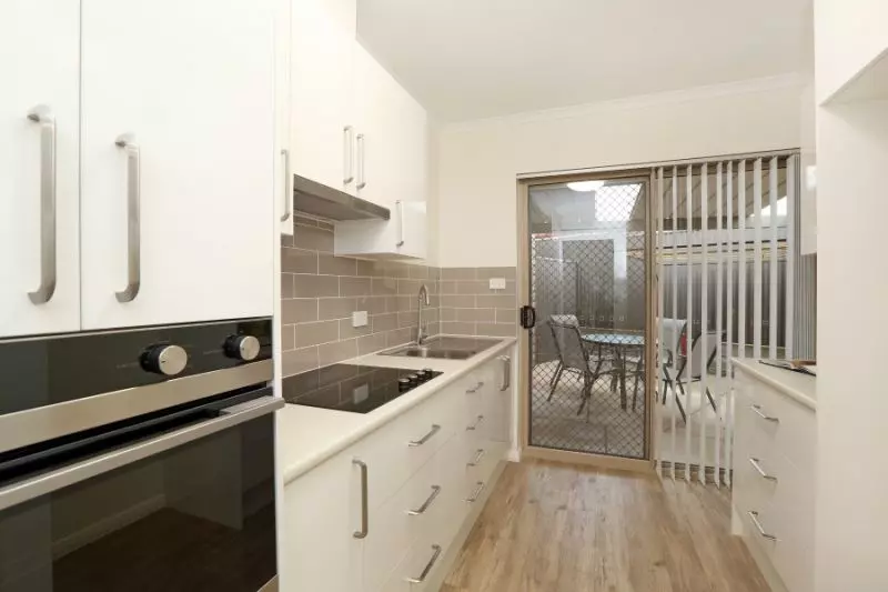 A lovely unit for those who enjoy privacy