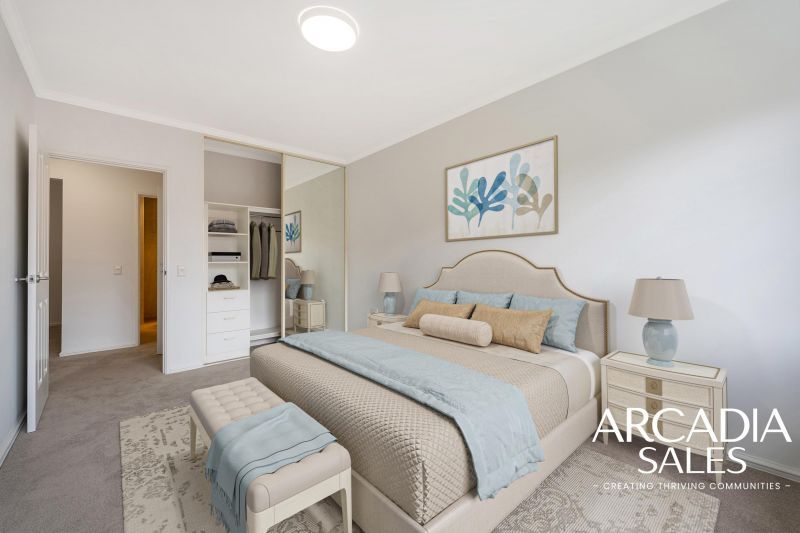 NORTH FACING NEW REFURBISHED TOP FLOOR APT