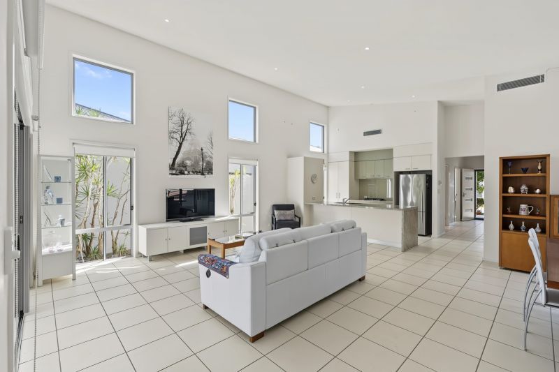 Easy-Care Living with Space to Entertain