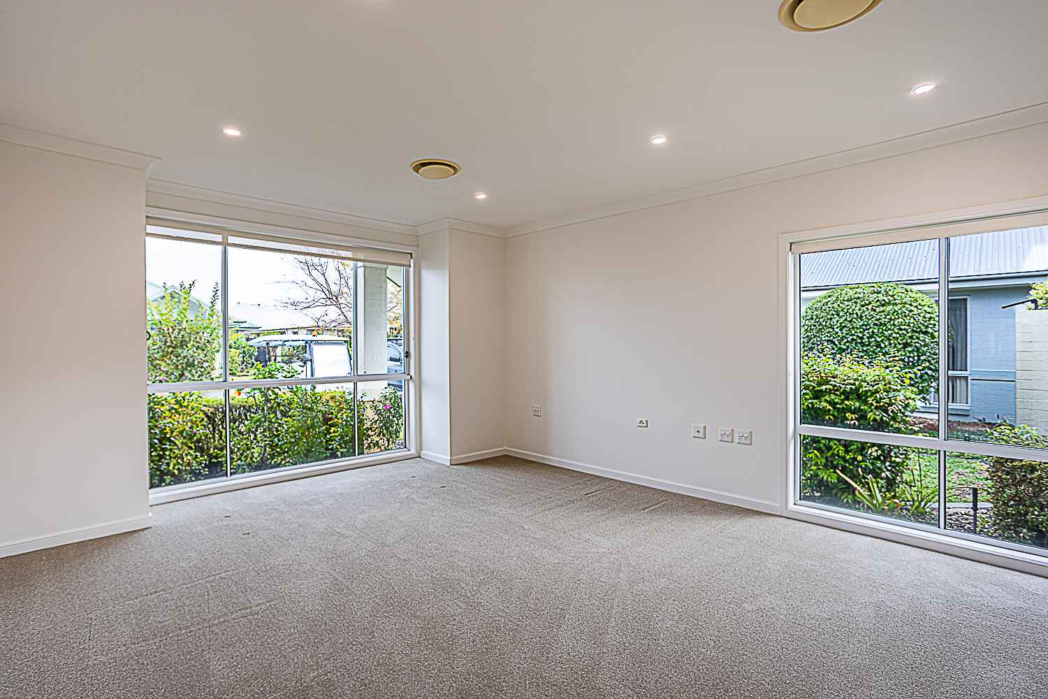 Van Gogh- by Palm Lake Resort Tea Gardens