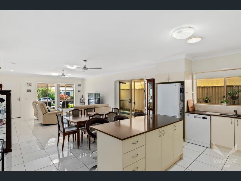 Spacious, Stylish & Perfectly Positioned in Vantage Eagleby Pines