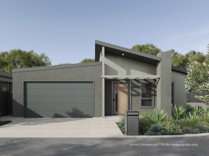 Sophisticated Single-Level Living by the Lake