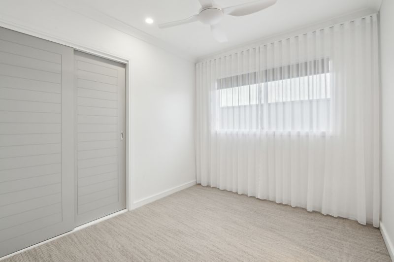 Light-Filled Living – Elegant Three Bedroom Home