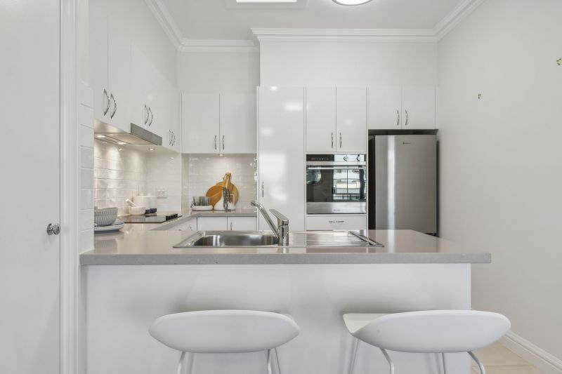 Spacious and bright two-bedroom apartment