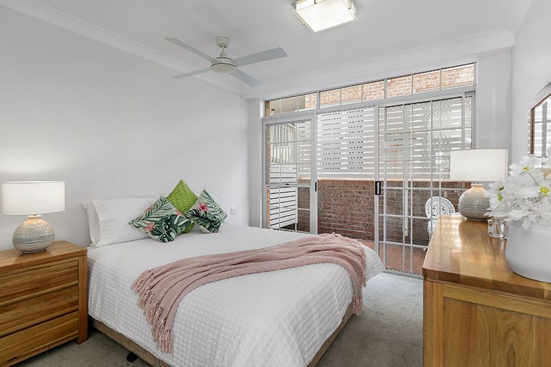 Exquisitely  renovated corner ground floor unit close to the clubhouse