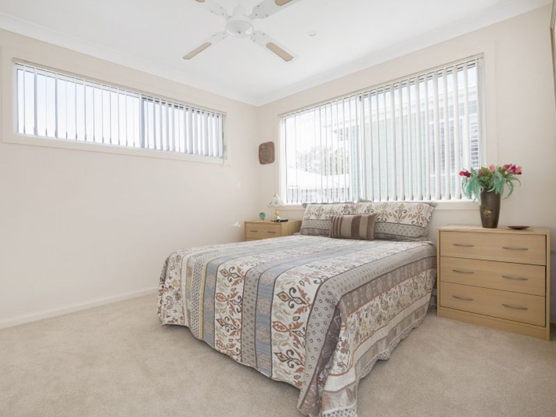 Ready to move in lakeside living