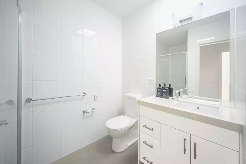 Spacious Coastal Villa with Room to Move