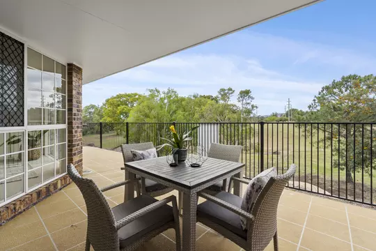 Discover strata-titled homes and a beautiful Albert River outlook