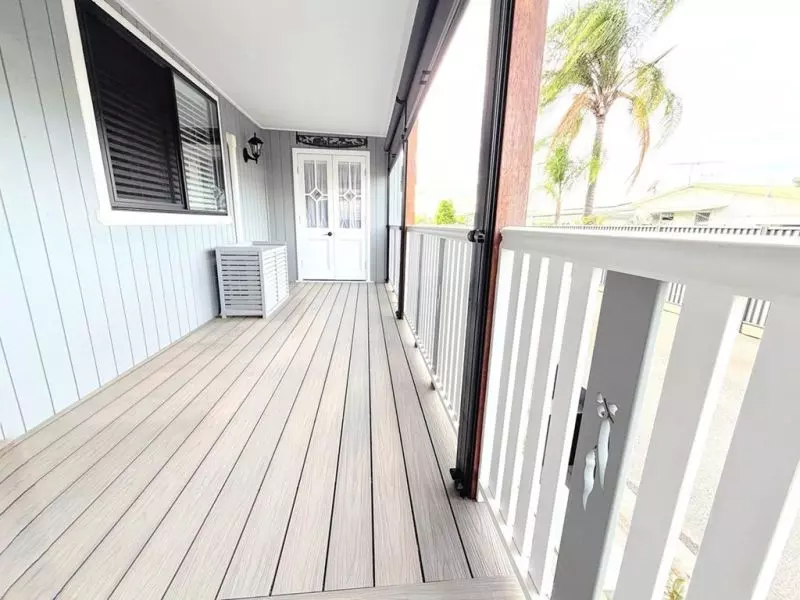 Modern & Perfect Balance of Space & Comfort