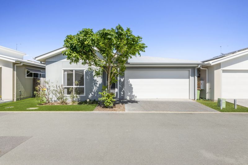 Elegant and Convenient Living!