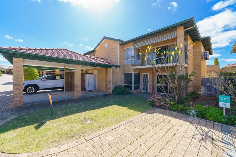 Bright, Breezy Villa with Generous Indoor and Outdoor Living Spaces