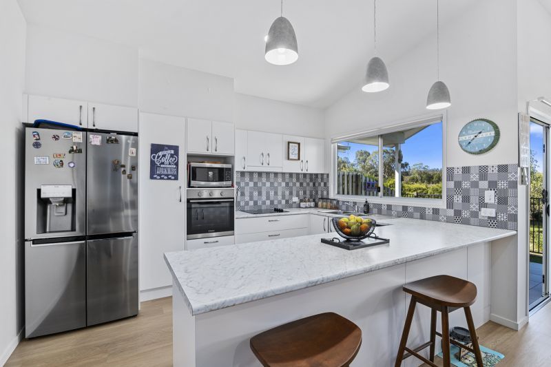 Million Dollar Views – No Back Neighbours!