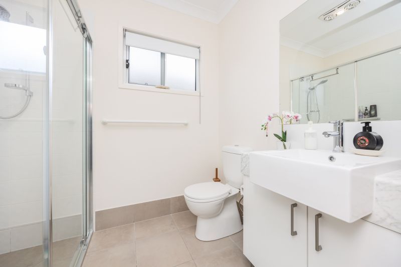 Modern Comfort in Prime Community Location