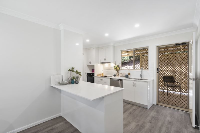 2 bedroom villa with garage - effortless living