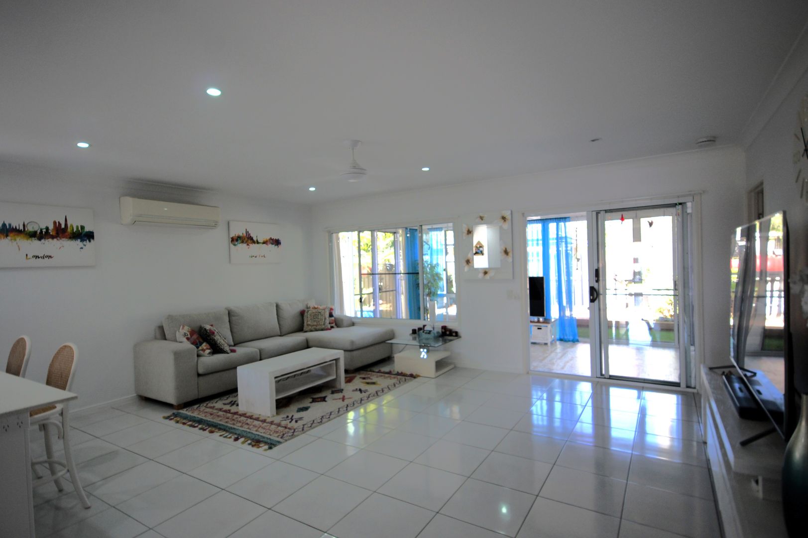 Stunning Lilly Pilly Home